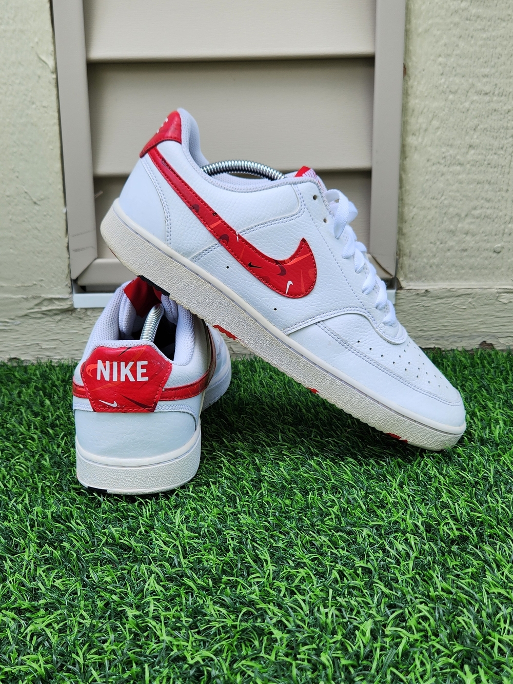 Nike Court Vision Low White Red Sneakers Men’s Size 10.5